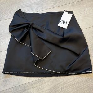 NWT Zara Skirt size S small